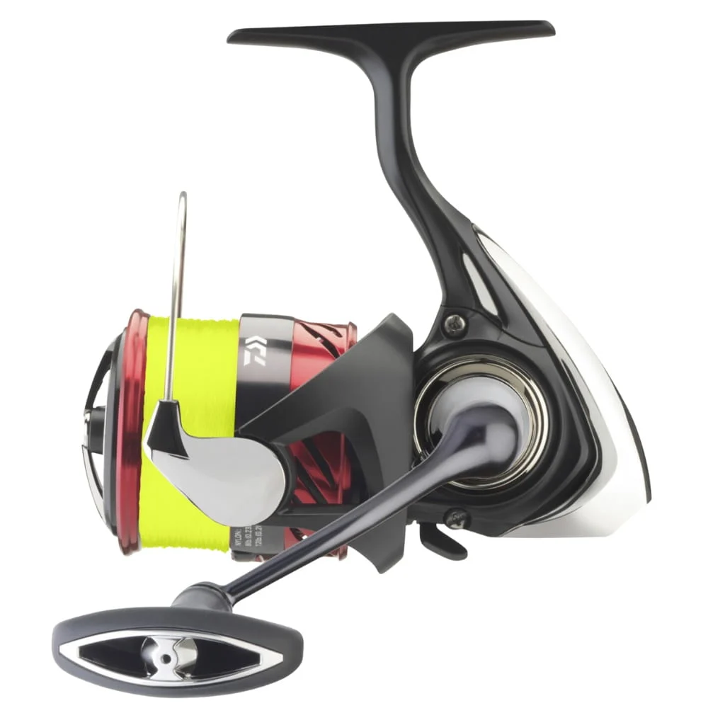 Daiwa 23 Ninja LT 3000-C + J-Braid X4 0,19 mm 10,2kg 130m Gelb