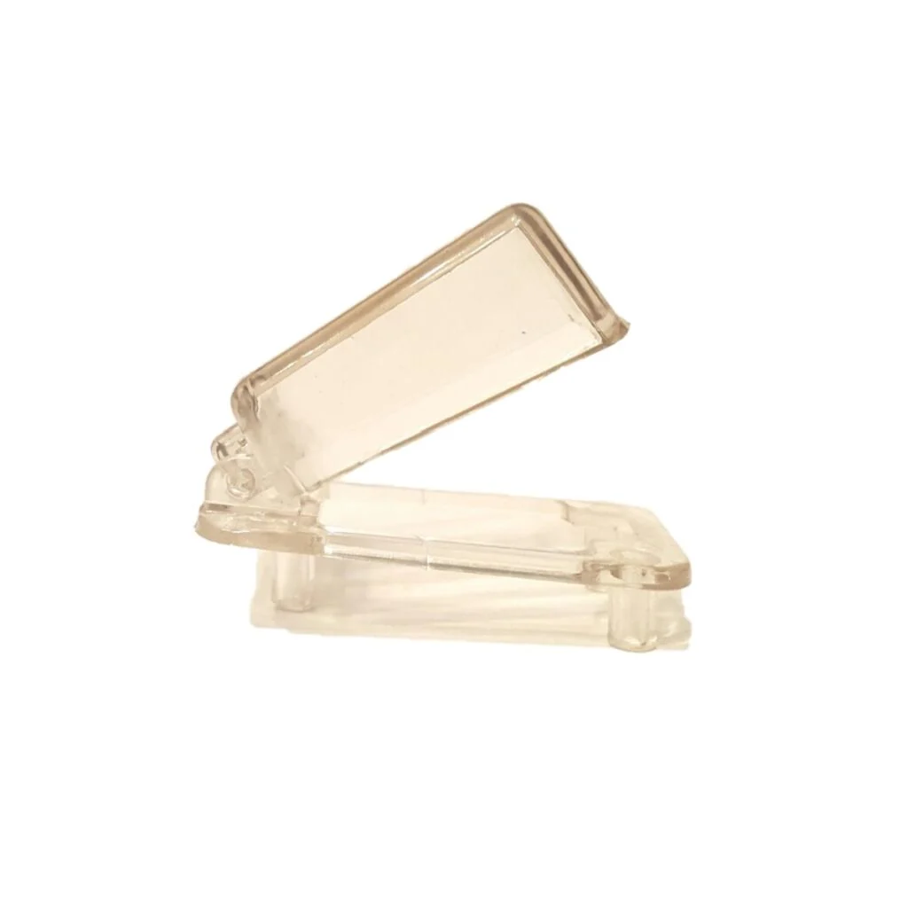 Carp Royal Schrauben Set ( 4 Stk.) für Tragegriff / Batteriedeckel