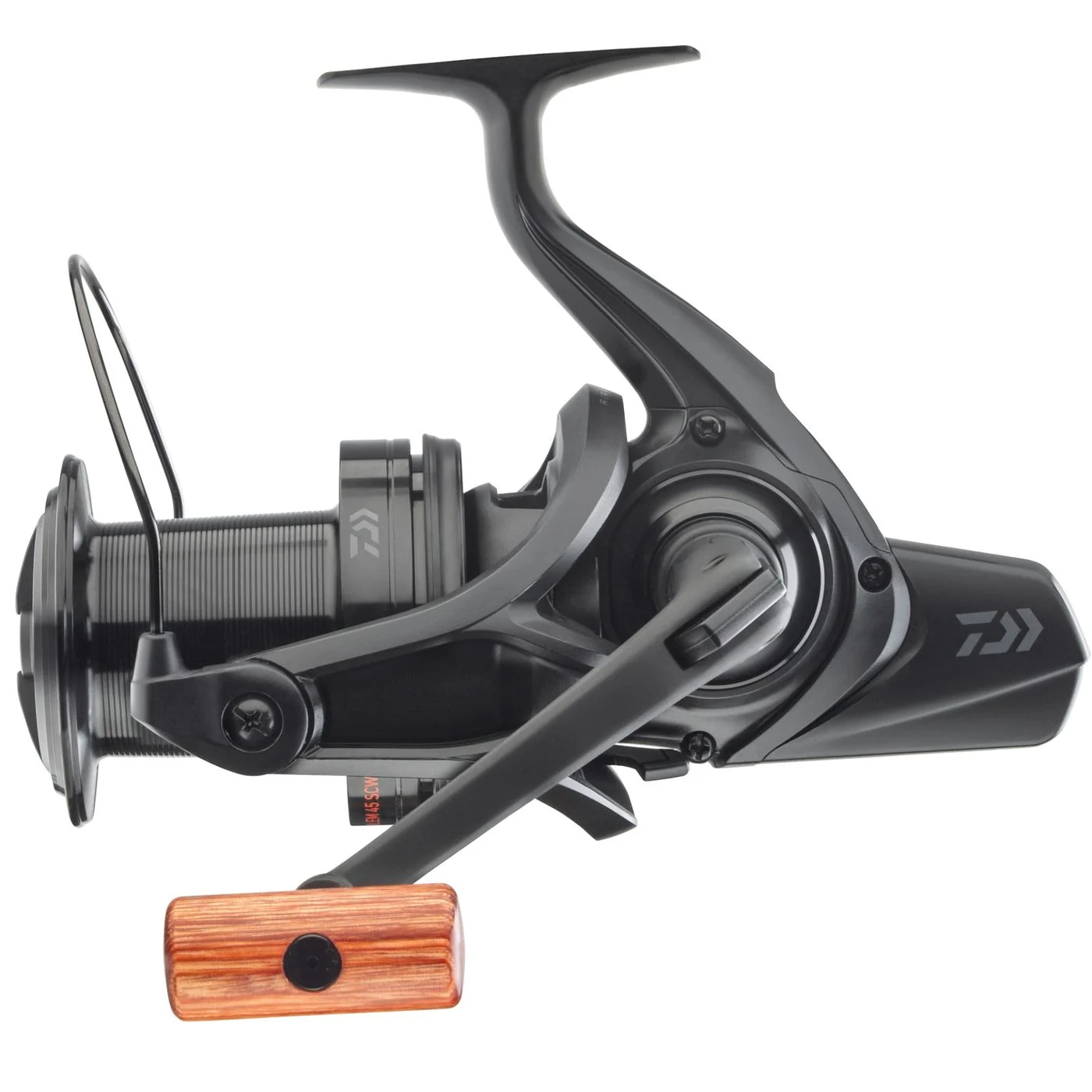 Daiwa 21 Emblem 45 SCW QD SD Karpfenrolle Angelrolle