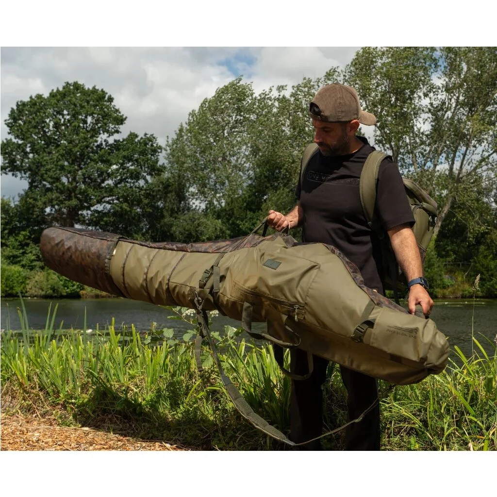 One More Cast Heist Extendable Five Rod Holdall